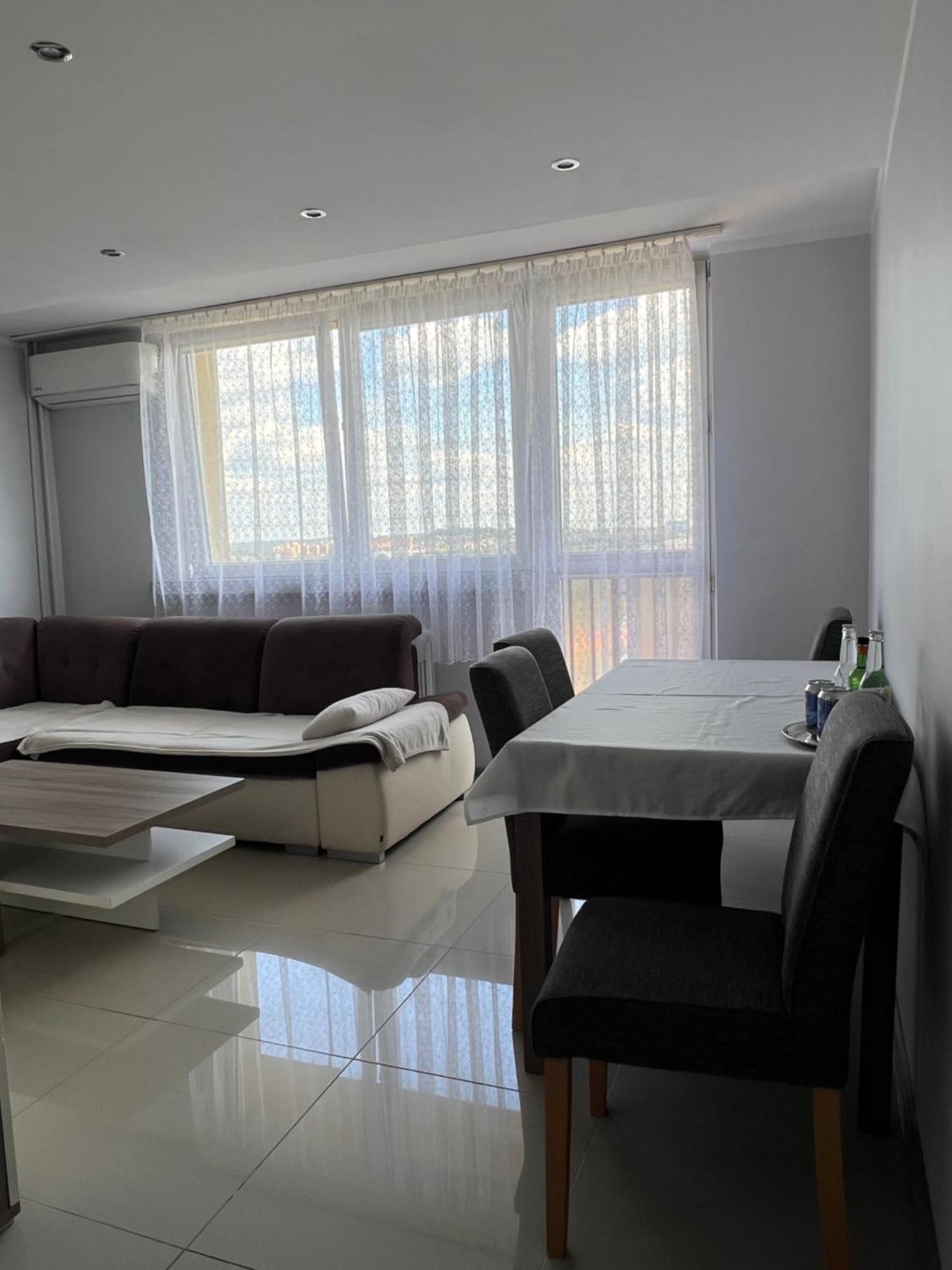 Look Of Dreams - Apartament W Superjednostce Apartment Dabrowa Gornicza Luaran gambar